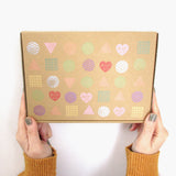 Discover the art of crafting your original rubber stamp with a complete DIY kit!